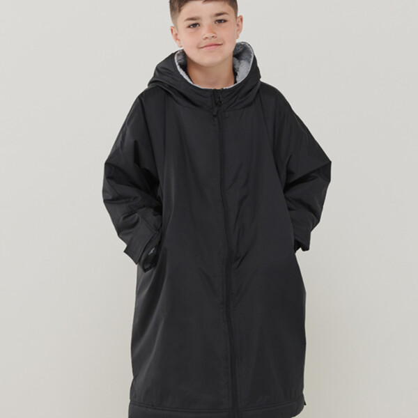 Club Shop Finden and Hales Kids All Weather Robe Thumbnail